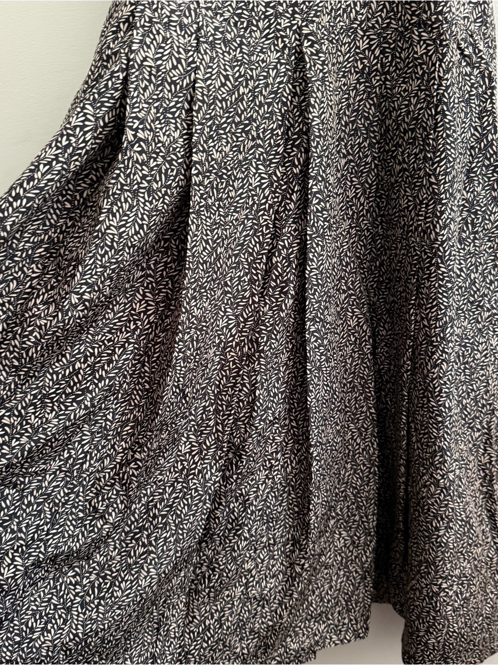 Vintage Handmade Lightweight Summer Dress - Picture 5 of 7